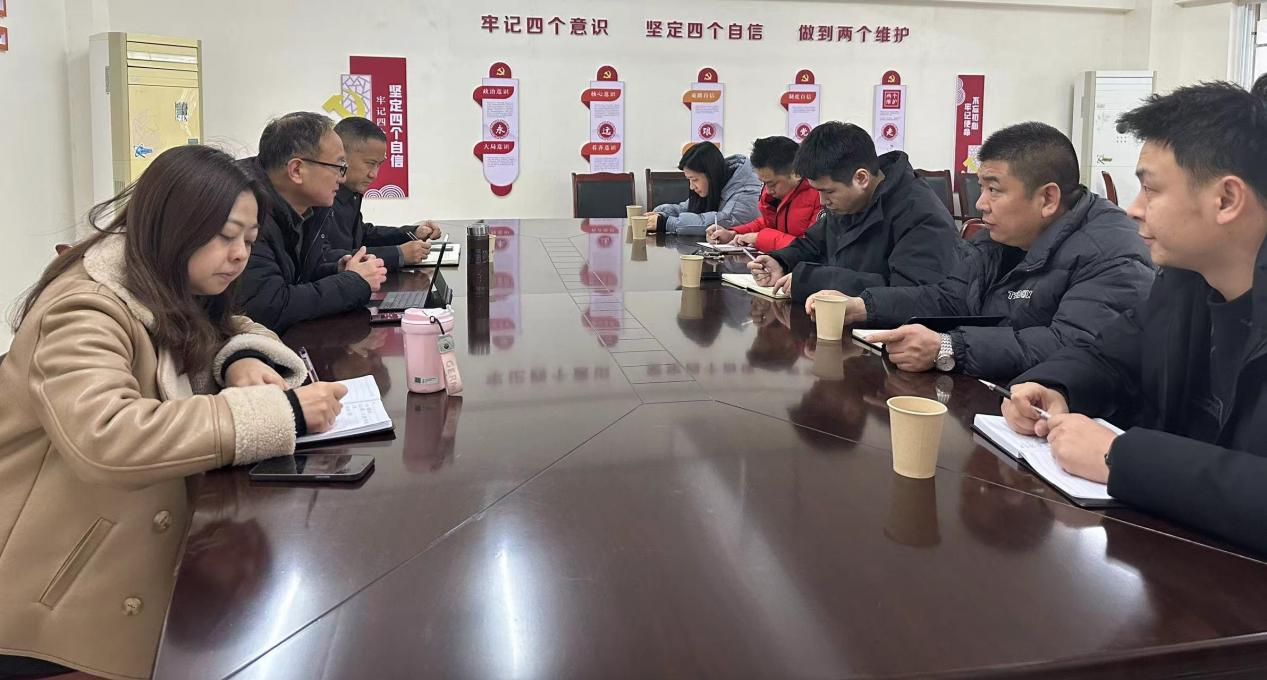 �ϳ䴨��ũ����֧���ٿ���Ա������Ტ��չ���⵳���˶�